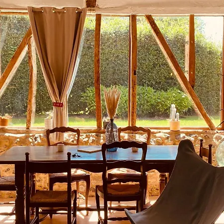 Les Volets Bleus Cormont