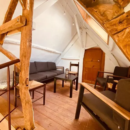 Les Volets Bleus Cormont