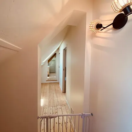 Les Volets Bleus Cormont